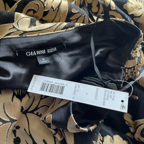 Gianni Bini One Shoulder Dress - Picture 6 of 6